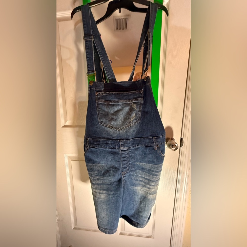 Shortalls/ Overalls - Picture 5 of 5